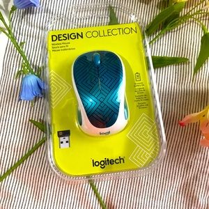 New Logitech Mouse. Teal color.